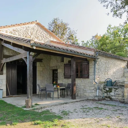 Beautiful Holiday In Mauroux With Swimming Pool